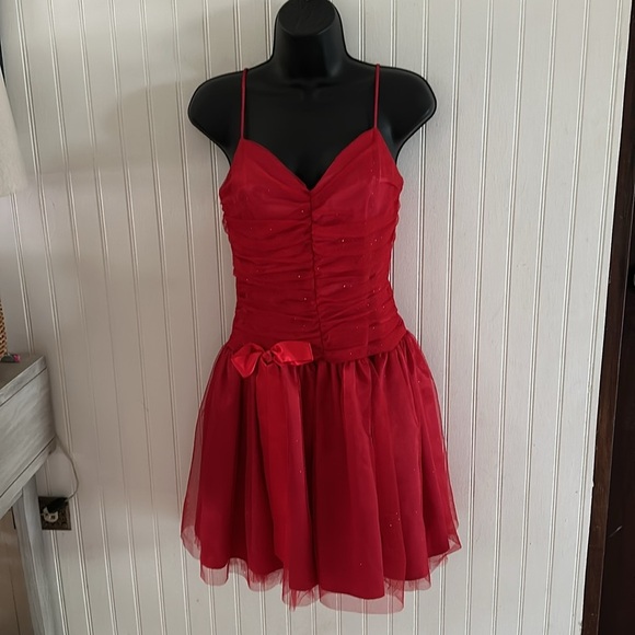 Like new! Jessica McClintock x Gunne Sax Spaghetti Strap Red Dress sz 5 - Picture 3 of 11